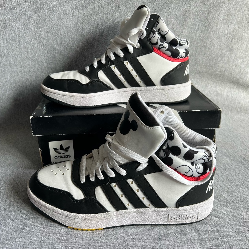 Adidas Neo Hoops 3.0 Mid Disney Mickey Mouse Mens shoes GZ 1349 MINT Sz 10